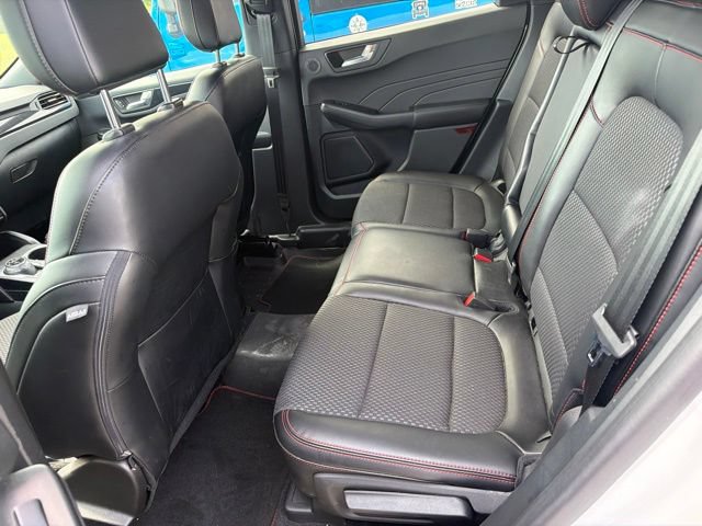 Certified 2023 Ford Escape ST-Line Select w/ Tech Pack #2 AWD/4WD image 5