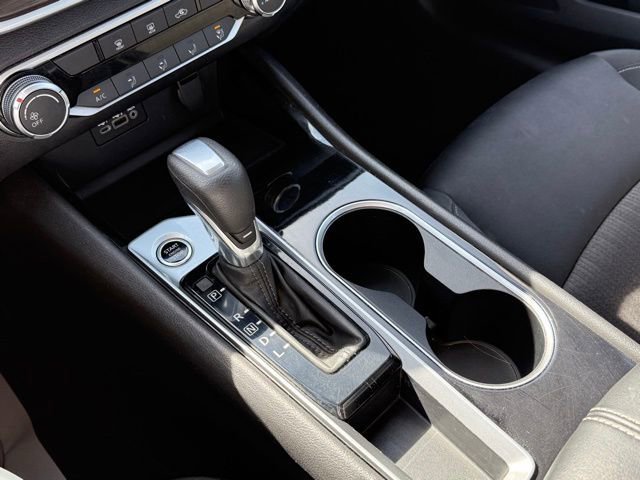 Used 2024 Nissan Altima 2.5 SV image 28