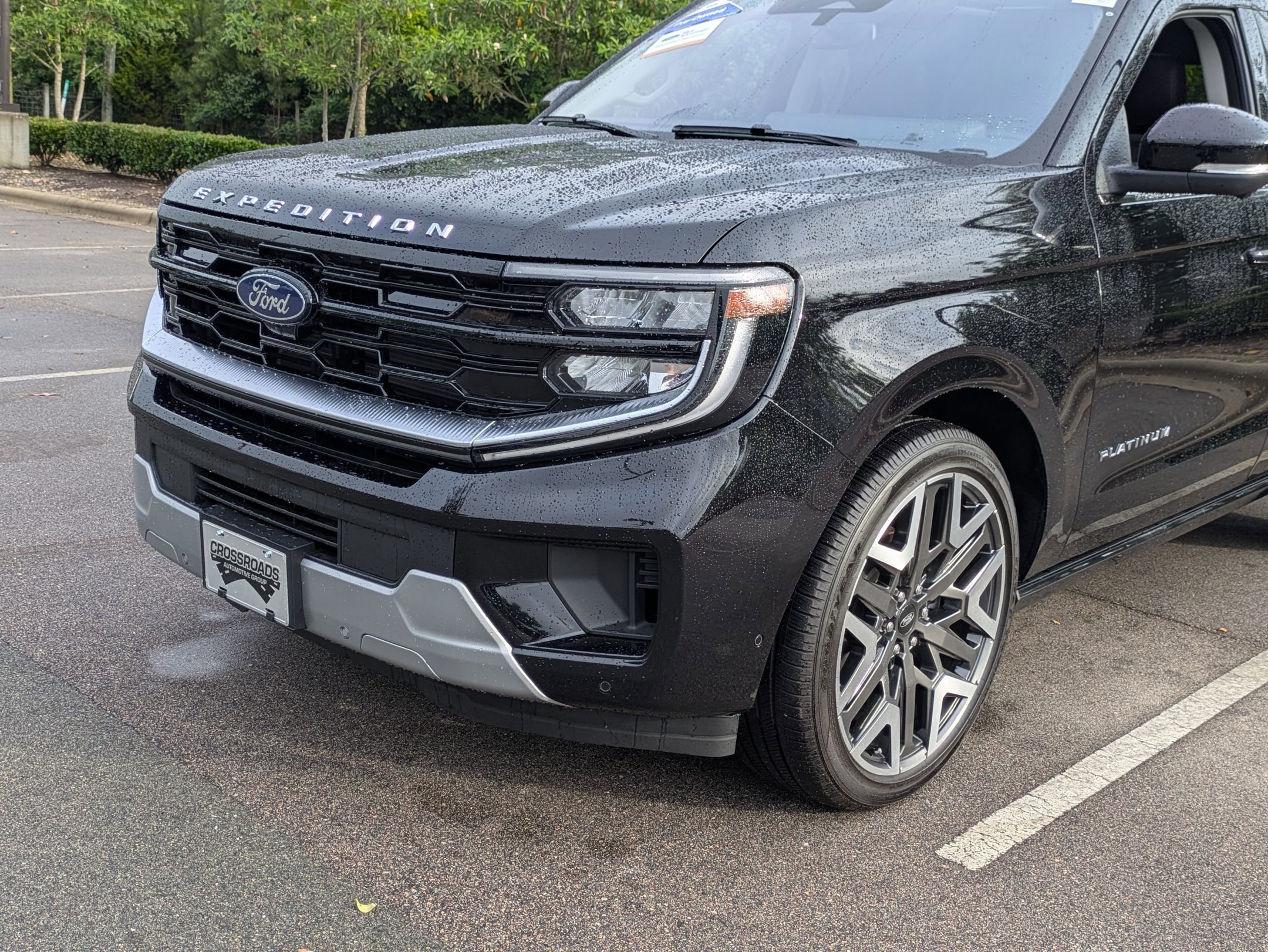 Certified 2025 Ford Expedition Platinum w/ Platinum Ultimate Package AWD/4WD image 10