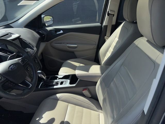 Certified 2018 Ford Escape SEL image 25