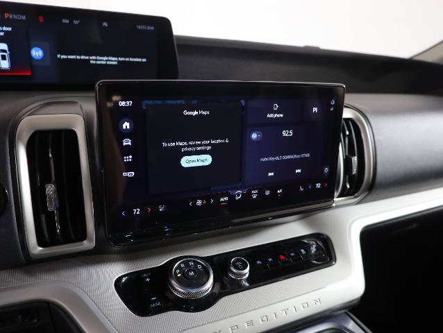 Certified 2025 Ford Expedition Active AWD/4WD image 16