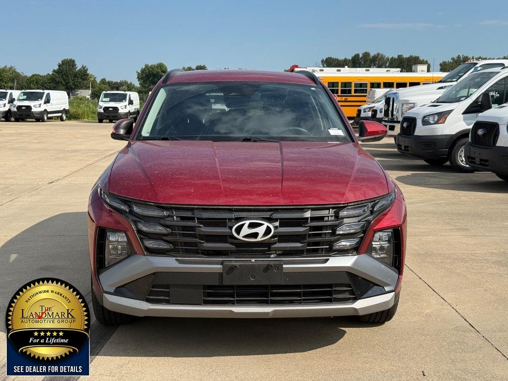 Used 2025 Hyundai Tucson SEL FWD image 2