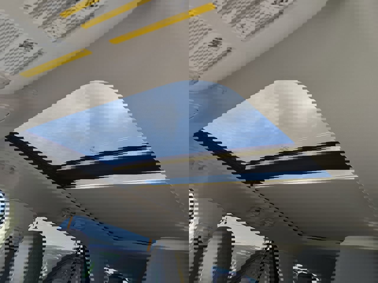 Certified 2025 Ford Explorer Active w/ Active Comfort Package image 18