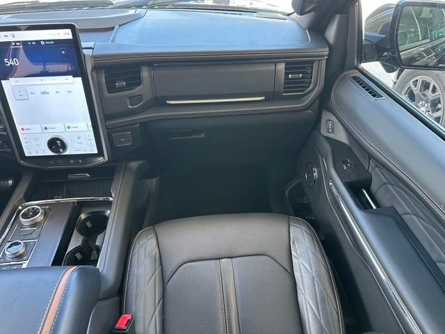 Certified 2024 Ford Expedition Platinum AWD/4WD image 14