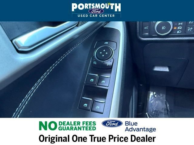 Certified 2022 Ford Explorer XLT w/ Equipment Group 202A image 33