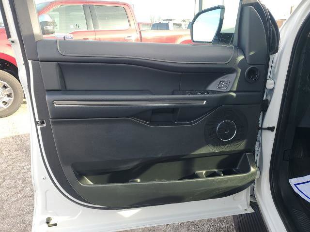 Certified 2024 Ford Expedition Max XLT image 16