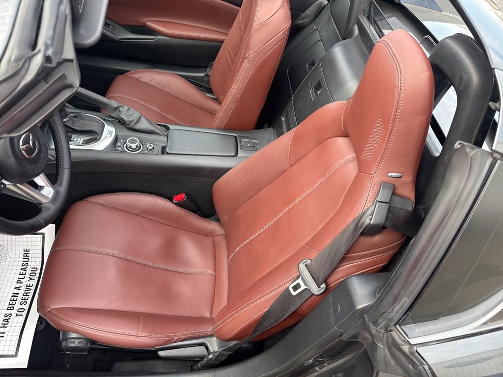 Used 2019 MAZDA MX-5 Miata RF Grand Touring image 10
