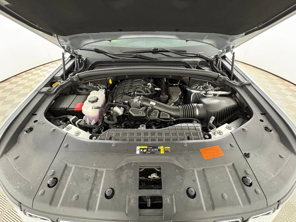 Used 2025 Jeep Grand Cherokee L Laredo RWD image 32