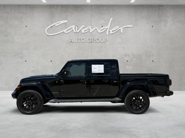 Used 2023 Jeep Gladiator Overland AWD/4WD image 13