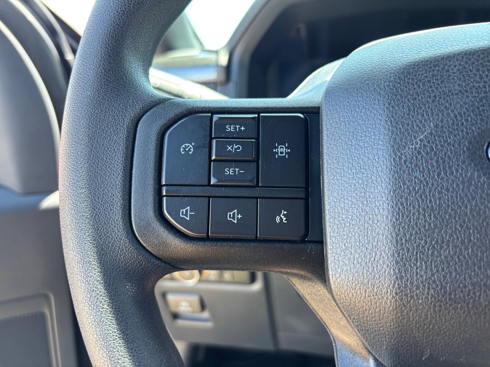 Certified 2025 Ford F150 STX w/ Equipment Group 200A RWD image 31