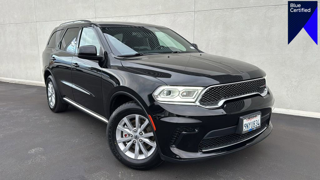 Used 2023 Dodge Durango SXT image 1
