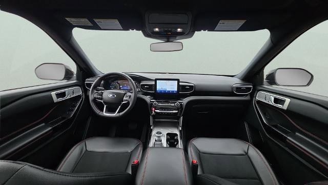 Certified 2022 Ford Explorer ST-Line w/ Class IV Trailer Tow Package image 18