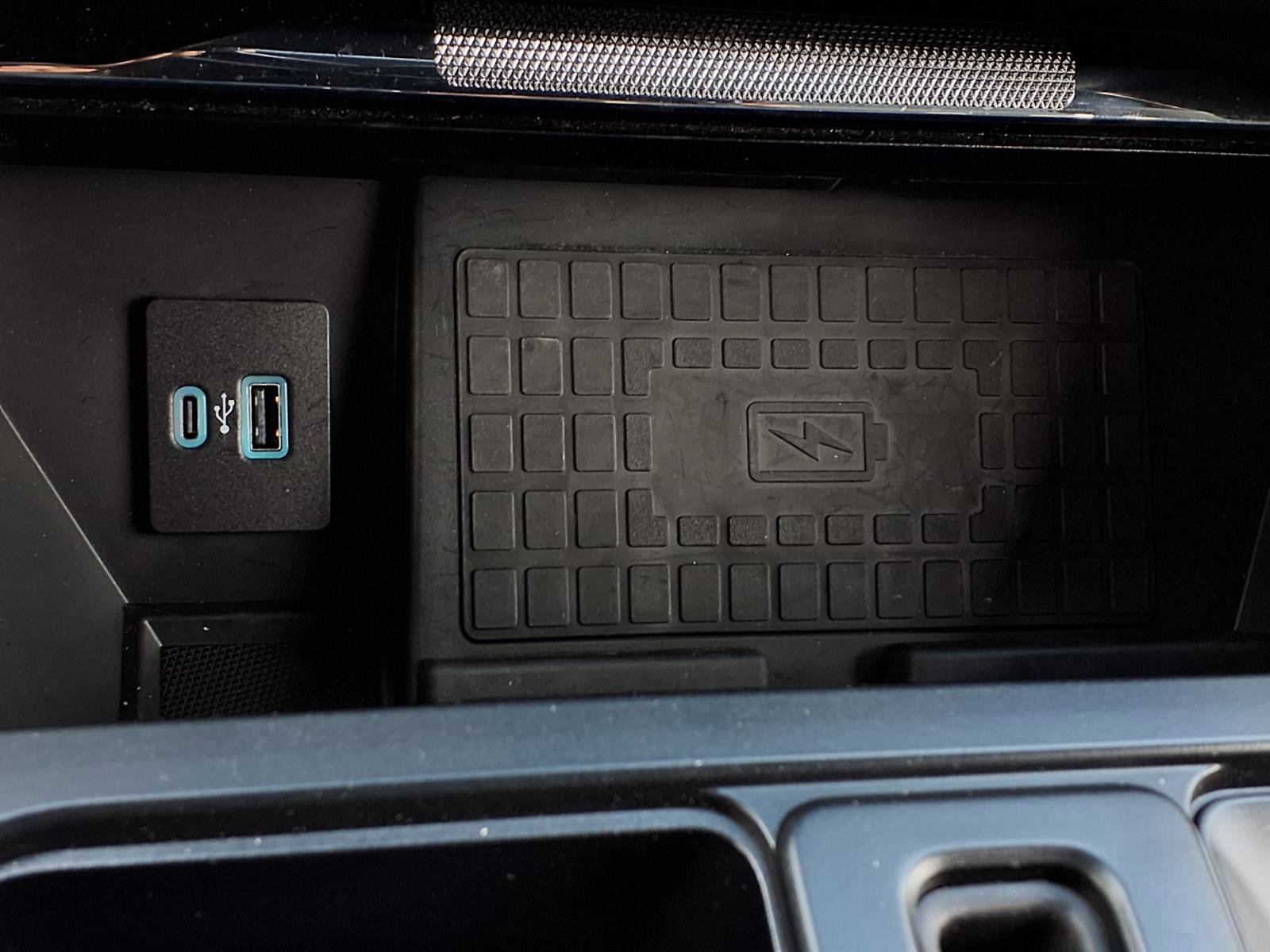 Certified 2022 Ford F150 Raptor w/ Equipment Group 801A High image 18