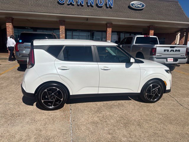 Used 2024 Kia Soul EX FWD image 6