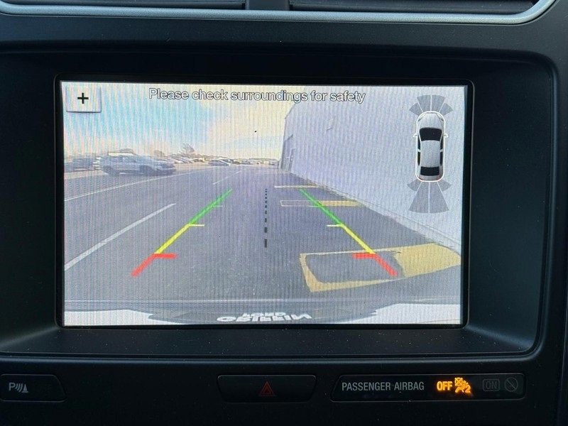 Certified 2019 Ford Explorer XLT w/ Equipment Group 202A image 19