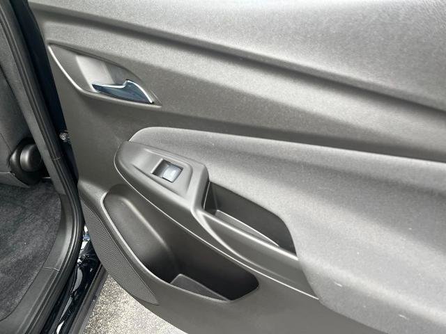 Used 2023 Chevrolet Bolt EUV LT w/ Driver Confidence Package FWD image 12
