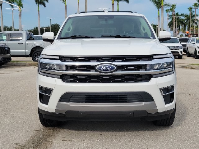 Certified 2022 Ford Expedition Max Limited RWD image 2