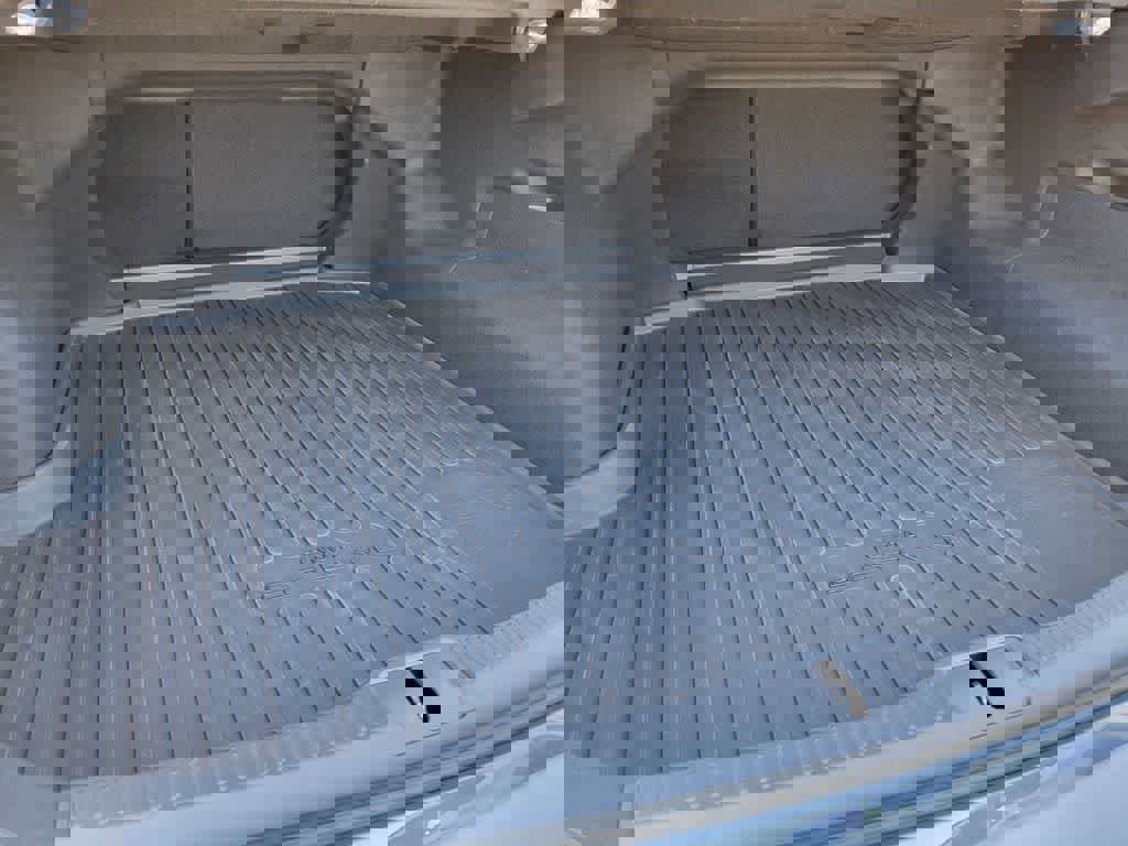 Used 2026 Toyota Crown AWD/4WD image 14