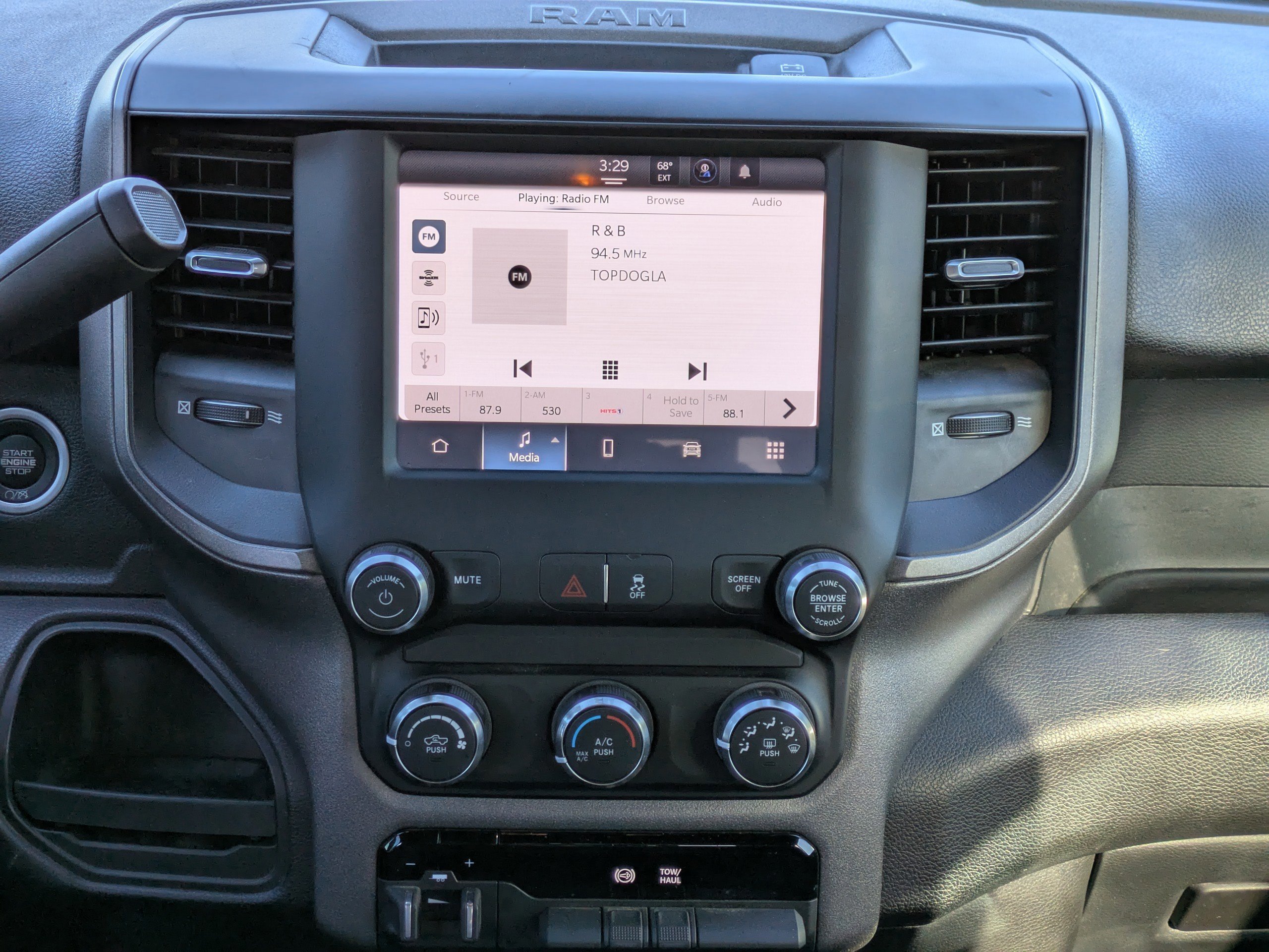 Used 2022 RAM 2500 Tradesman image 17