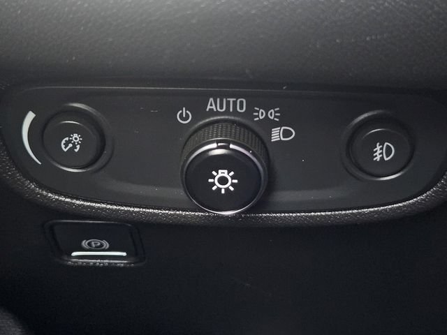 Used 2020 GMC Terrain SLT w/ Preferred Package FWD image 26