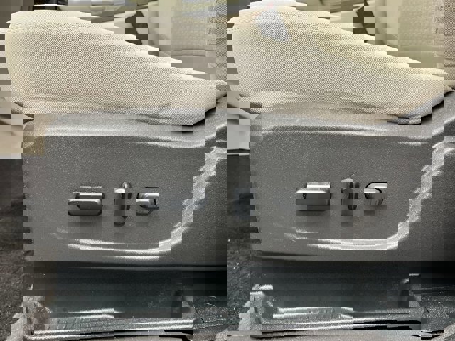 Certified 2019 Ford Escape SE image 19