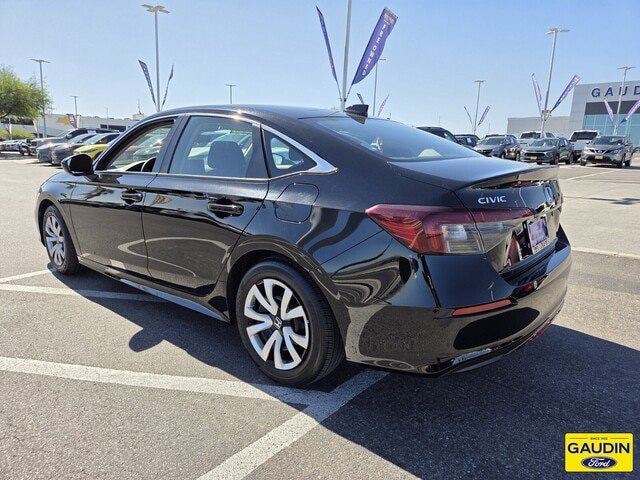 Used 2025 Honda Civic LX image 5