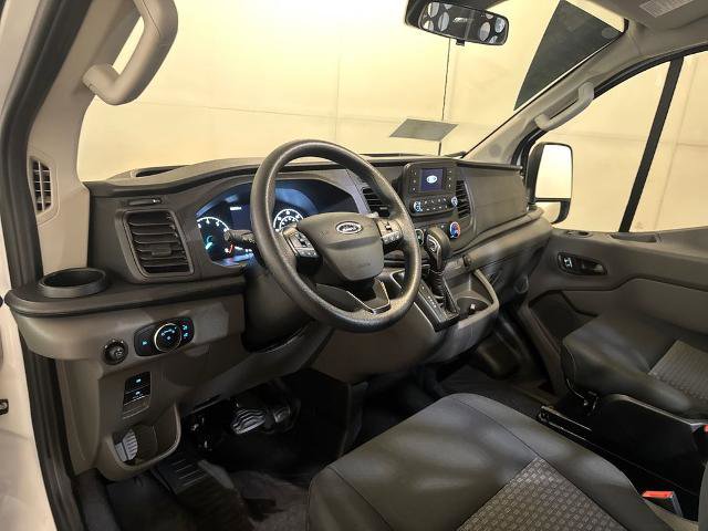 Certified 2025 Ford Transit 250 Low Roof w/ Exterior Upgrade Package RWD image 5
