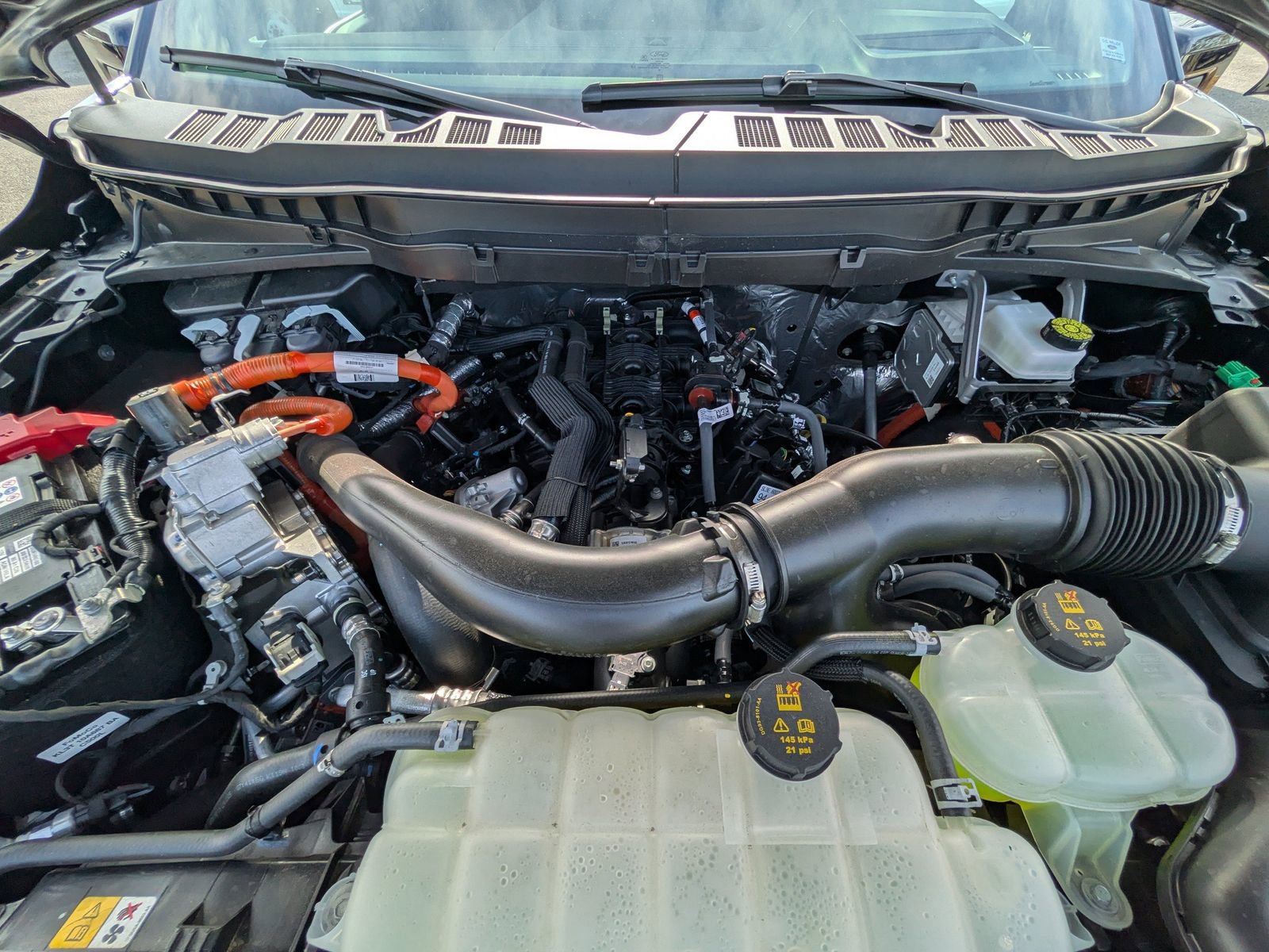 Certified 2025 Ford F150 King Ranch w/ FX4 Off-Road Package image 10