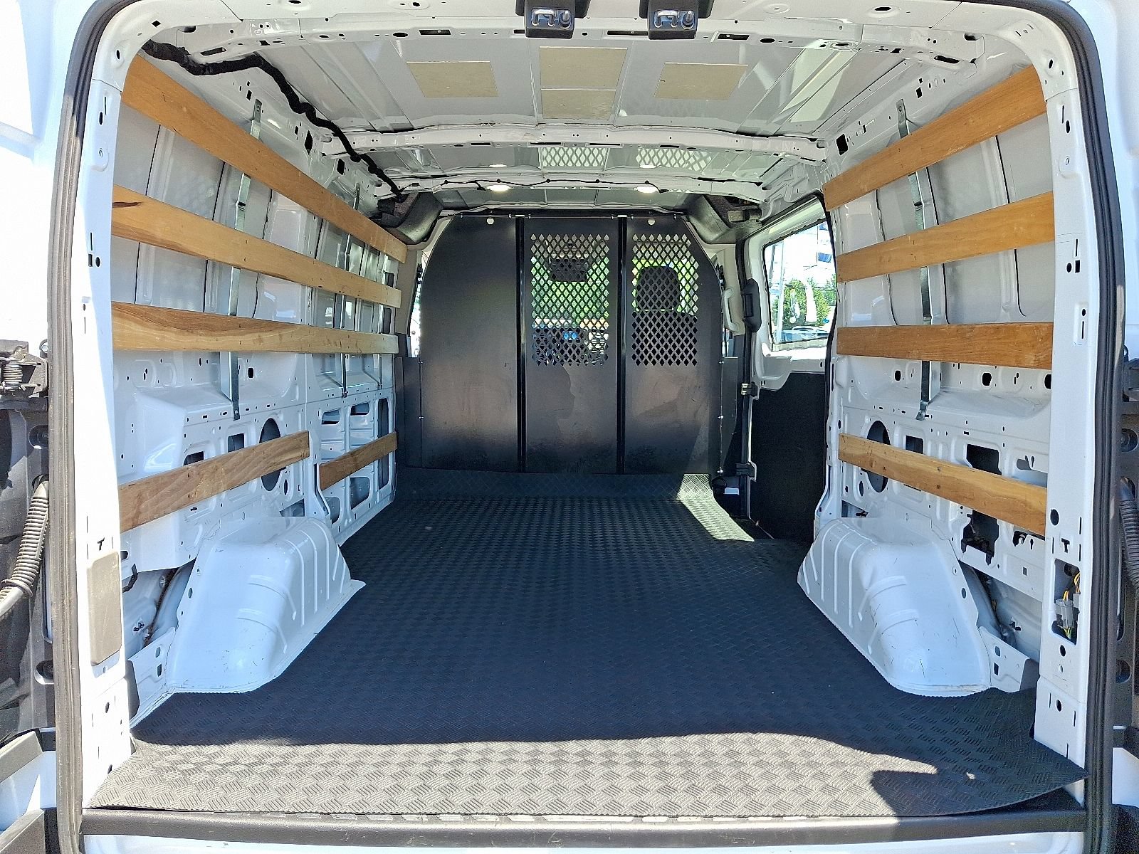 Certified 2025 Ford Transit 250 Low Roof w/ Exterior Upgrade Package RWD image 28