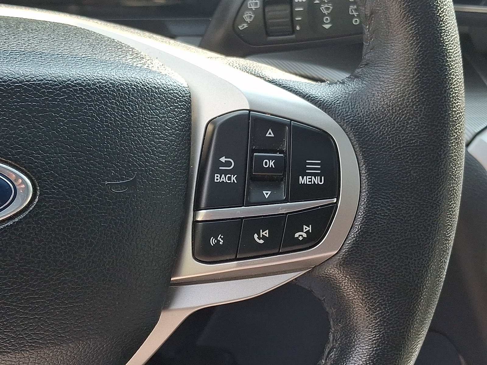 Certified 2024 Ford Explorer XLT w/ Equipment Group 202A AWD/4WD image 26