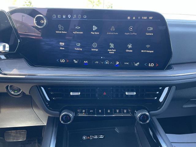 Used 2025 Chevrolet Suburban Z71 AWD/4WD image 24
