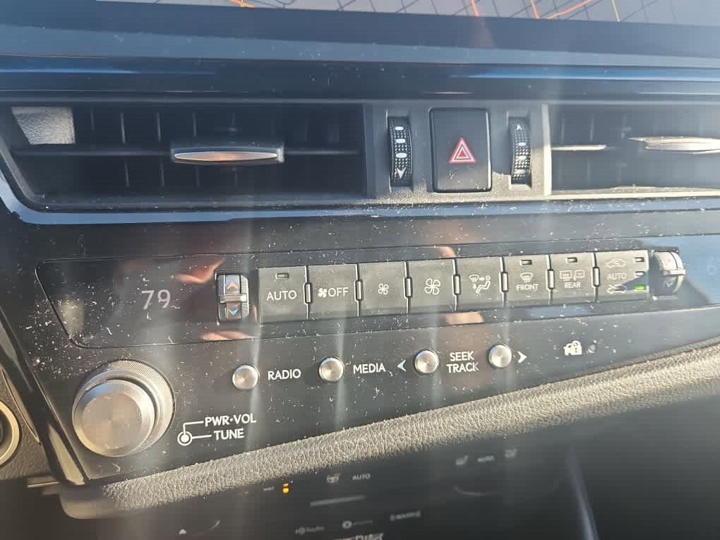 Used 2022 Lexus ES 350 F Sport image 16