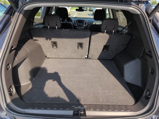 Used 2020 Chevrolet Equinox LT w/ Driver Convenience Package AWD/4WD image 19