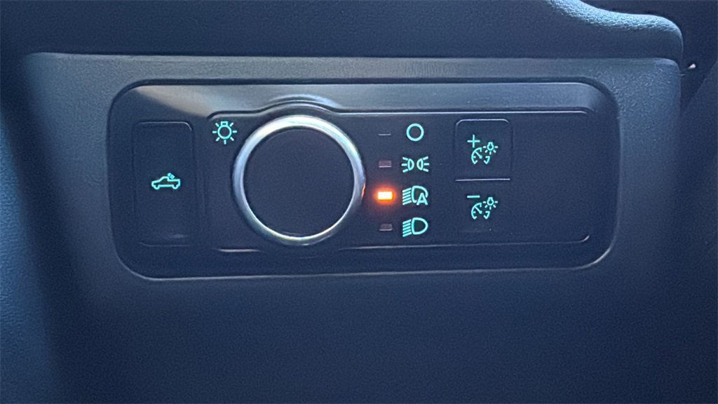 Certified 2023 Ford Maverick Tremor w/ Tremor Off-Road Package image 18