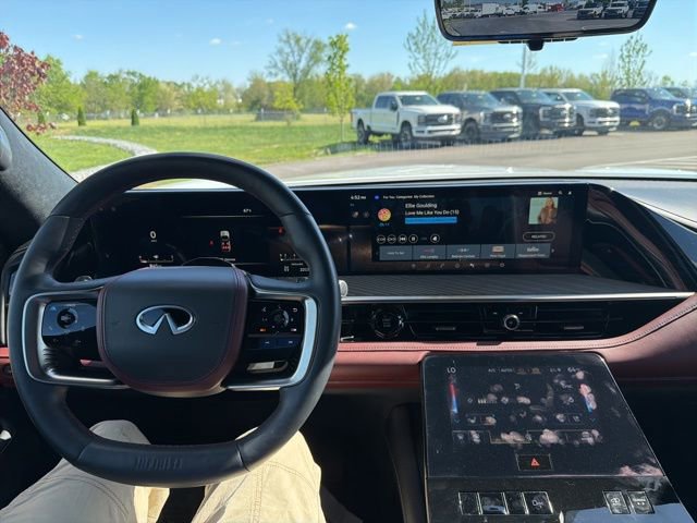 Used 2025 INFINITI QX80 Autograph AWD/4WD image 43