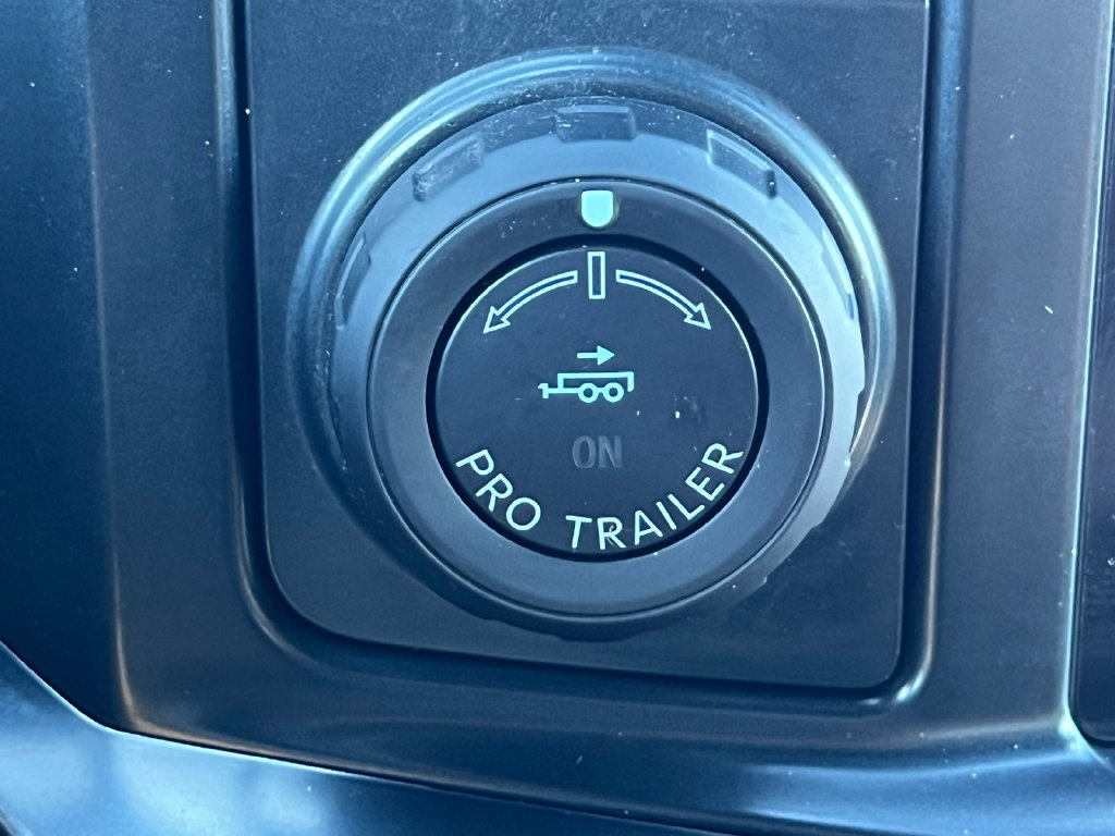 Certified 2025 Ford F250 Lariat w/ Lariat Ultimate Package AWD/4WD image 33