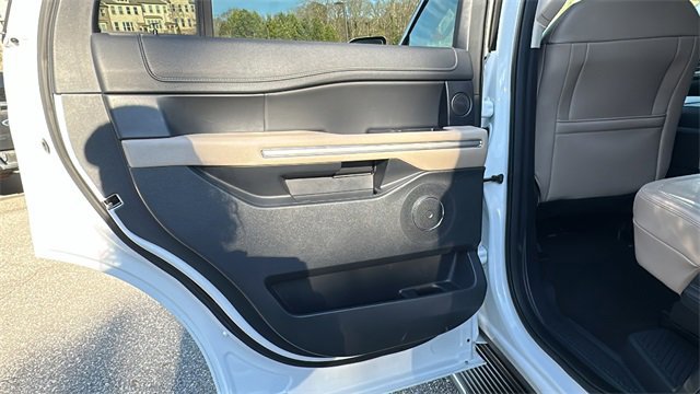 Certified 2023 Ford Expedition Limited image 20