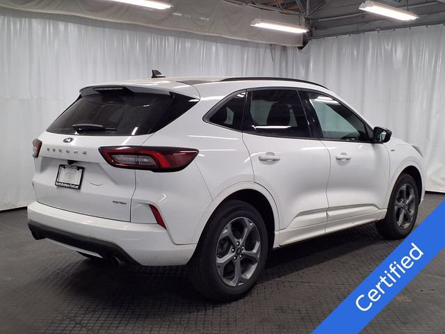 Certified 2023 Ford Escape ST-Line AWD/4WD image 23