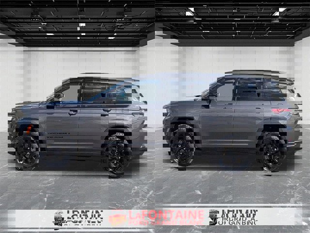 Used 2024 Jeep Grand Cherokee L Altitude image 2