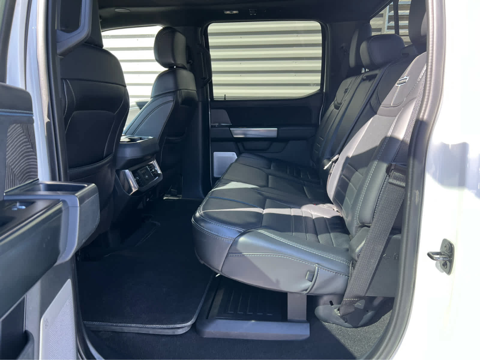 Certified 2025 Ford F350 Platinum AWD/4WD image 28