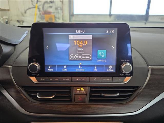 Used 2023 Nissan Altima 2.5 SV FWD image 19