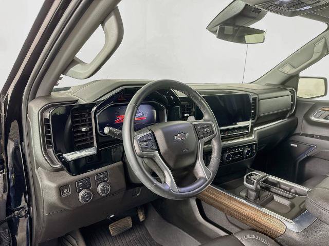 Used 2024 Chevrolet Silverado 1500 RST w/ Convenience Package II AWD/4WD image 9