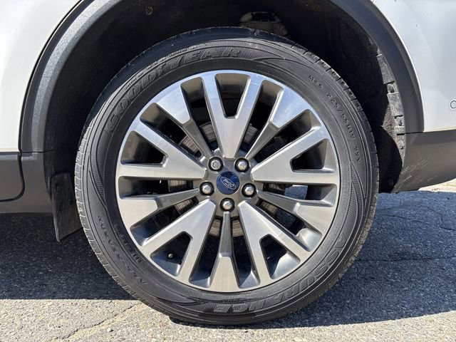 Certified 2020 Ford Escape Titanium image 56