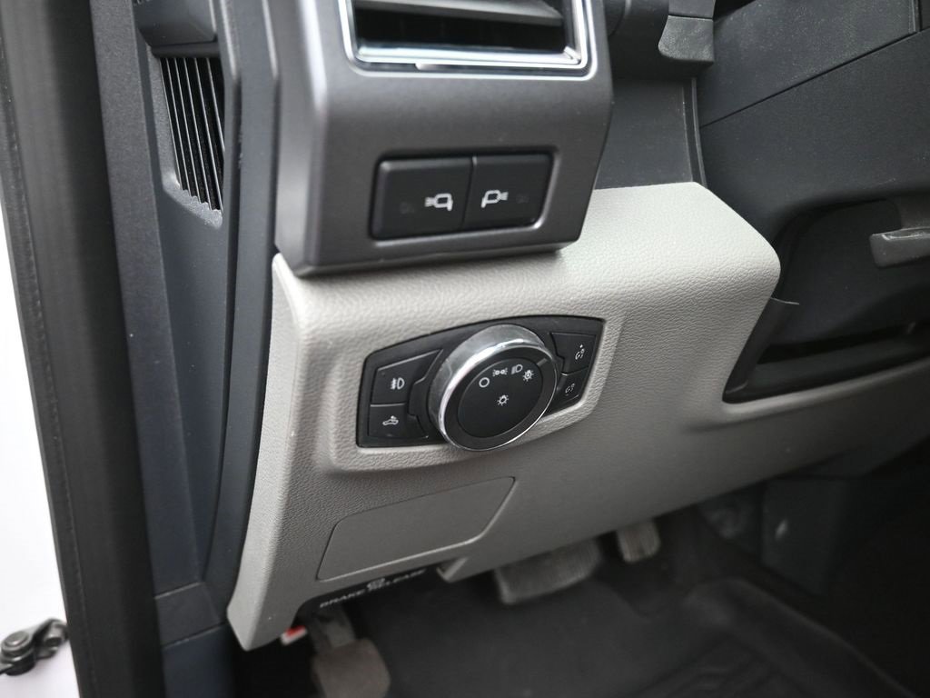 Certified 2022 Ford F250 XLT w/ XLT Value Package image 13
