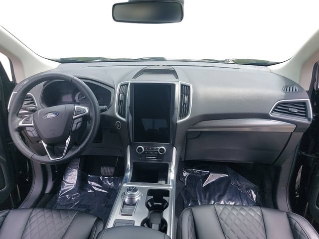 Certified 2023 Ford Edge Titanium AWD/4WD image 9