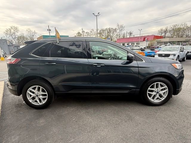 Certified 2022 Ford Edge SEL w/ Convenience Package AWD/4WD image 9