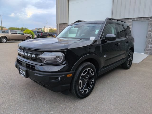 Certified 2023 Ford Bronco Sport Outer Banks w/ Tech Package AWD/4WD image 7