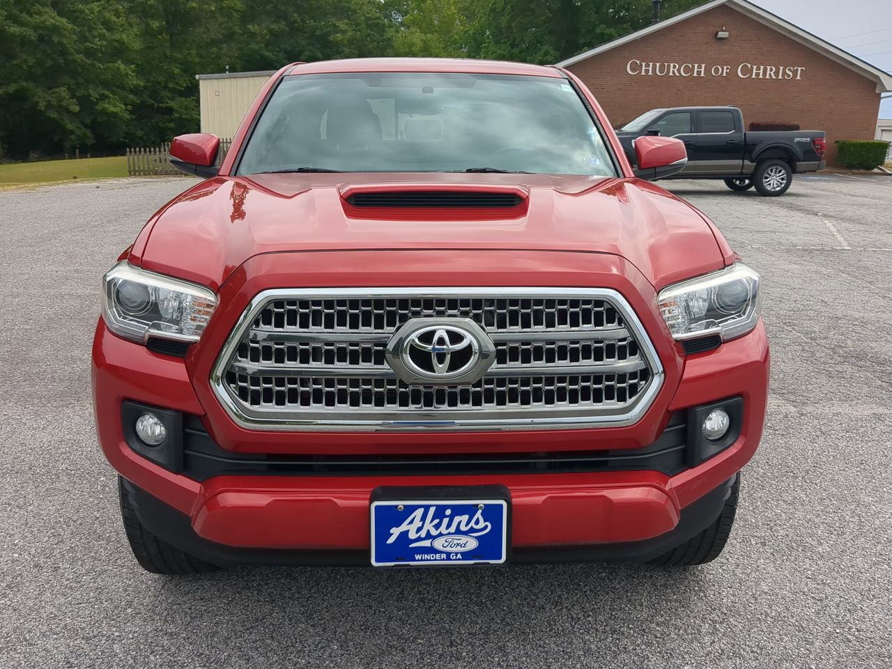 Used 2017 Toyota Tacoma TRD Sport w/ Tow Package (A/T) AWD/4WD image 7