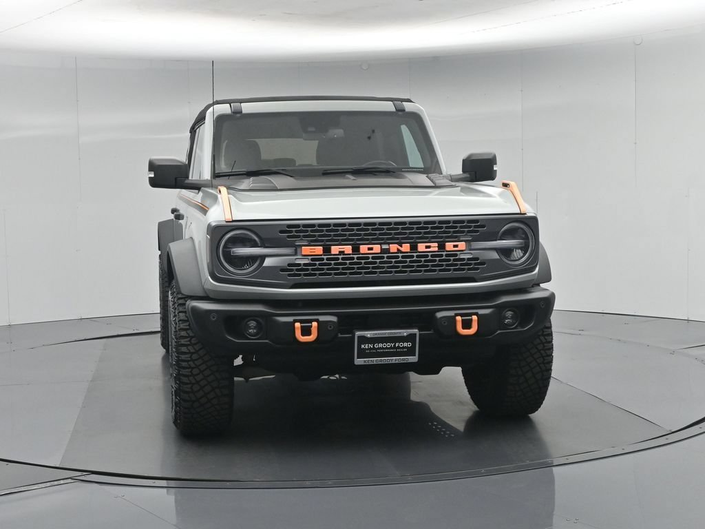 Certified 2023 Ford Bronco Badlands w/ Sasquatch Package AWD/4WD image 54