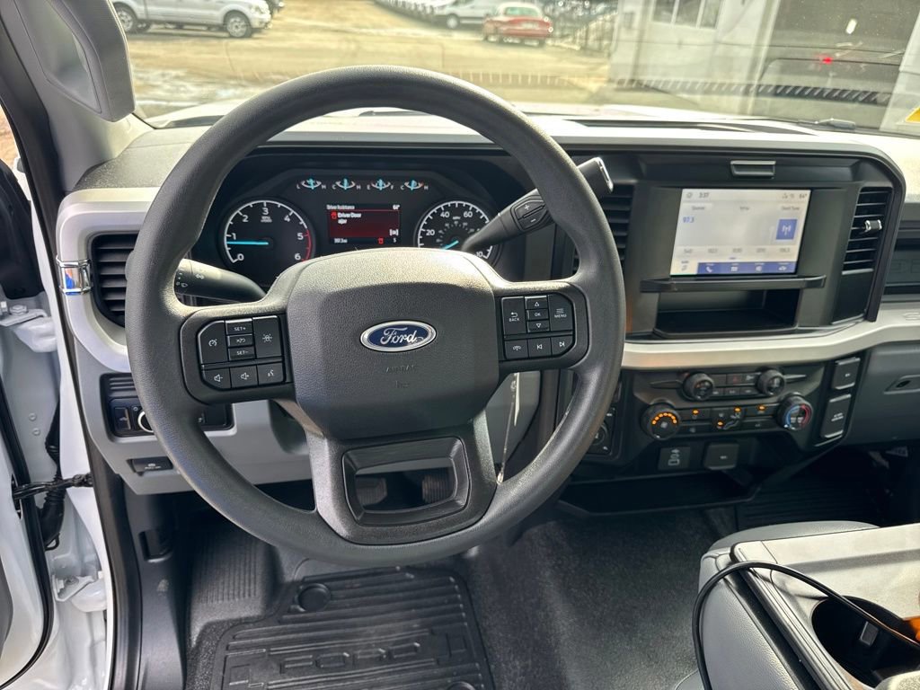 Certified 2025 Ford F350 XL w/ XL Chrome Package image 13